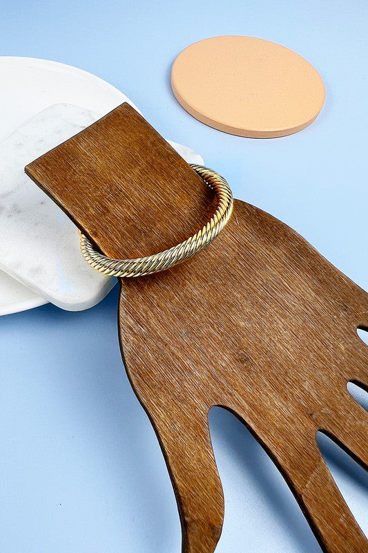 GOLD TWISTED CABLE WIRE OPEN BANGLE CUFF BRACELET