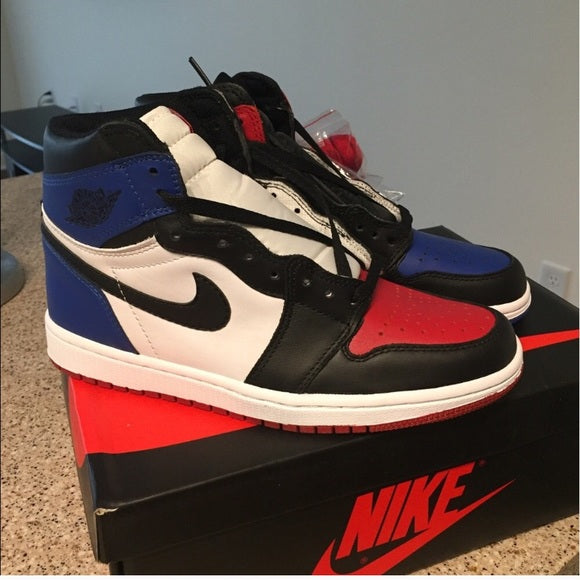 AIR JORDAN 1 "Top 3"