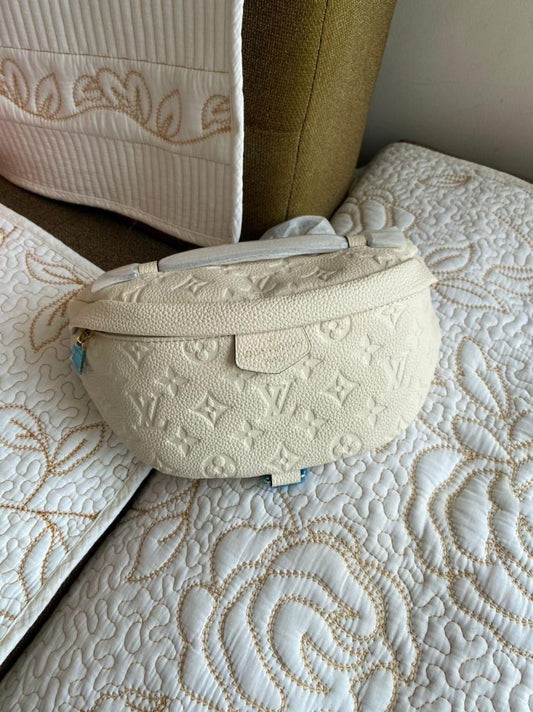 Sac banane blanc MONOGRAM EMPREINTE