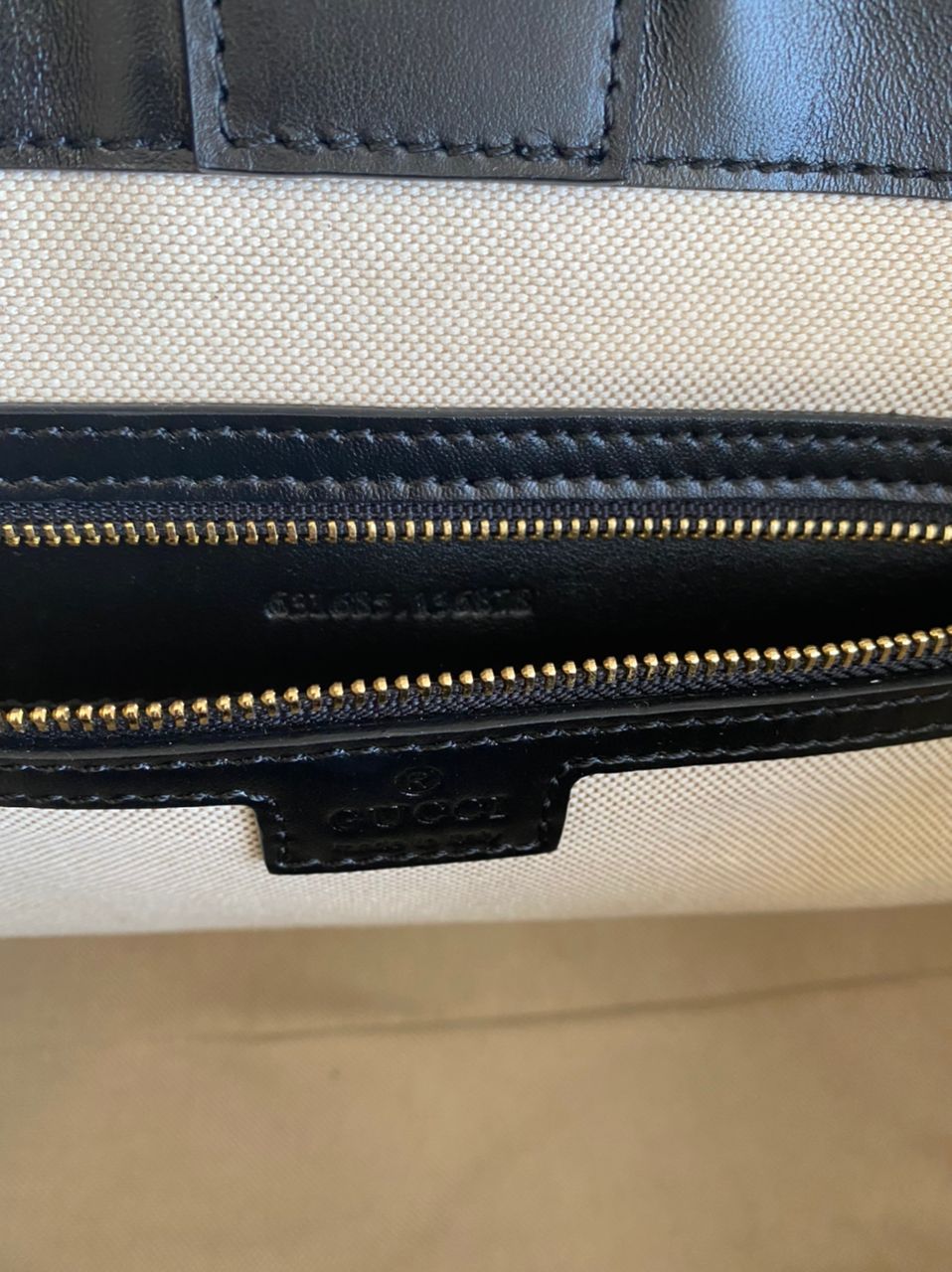 Cabas moyen en cuir matelassé