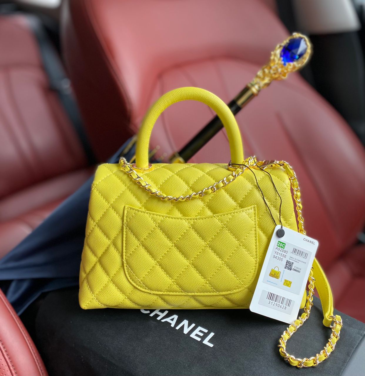 SAC À RABAT COCO MATELASSÉ CAVIAR JAUNE CANARI AVEC QUINCAILLERIE OR