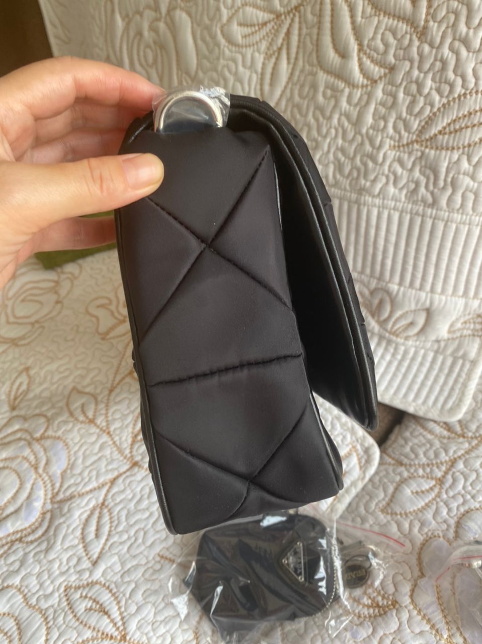 Sac à bandoulière matelassé en nylon Tessuto noir