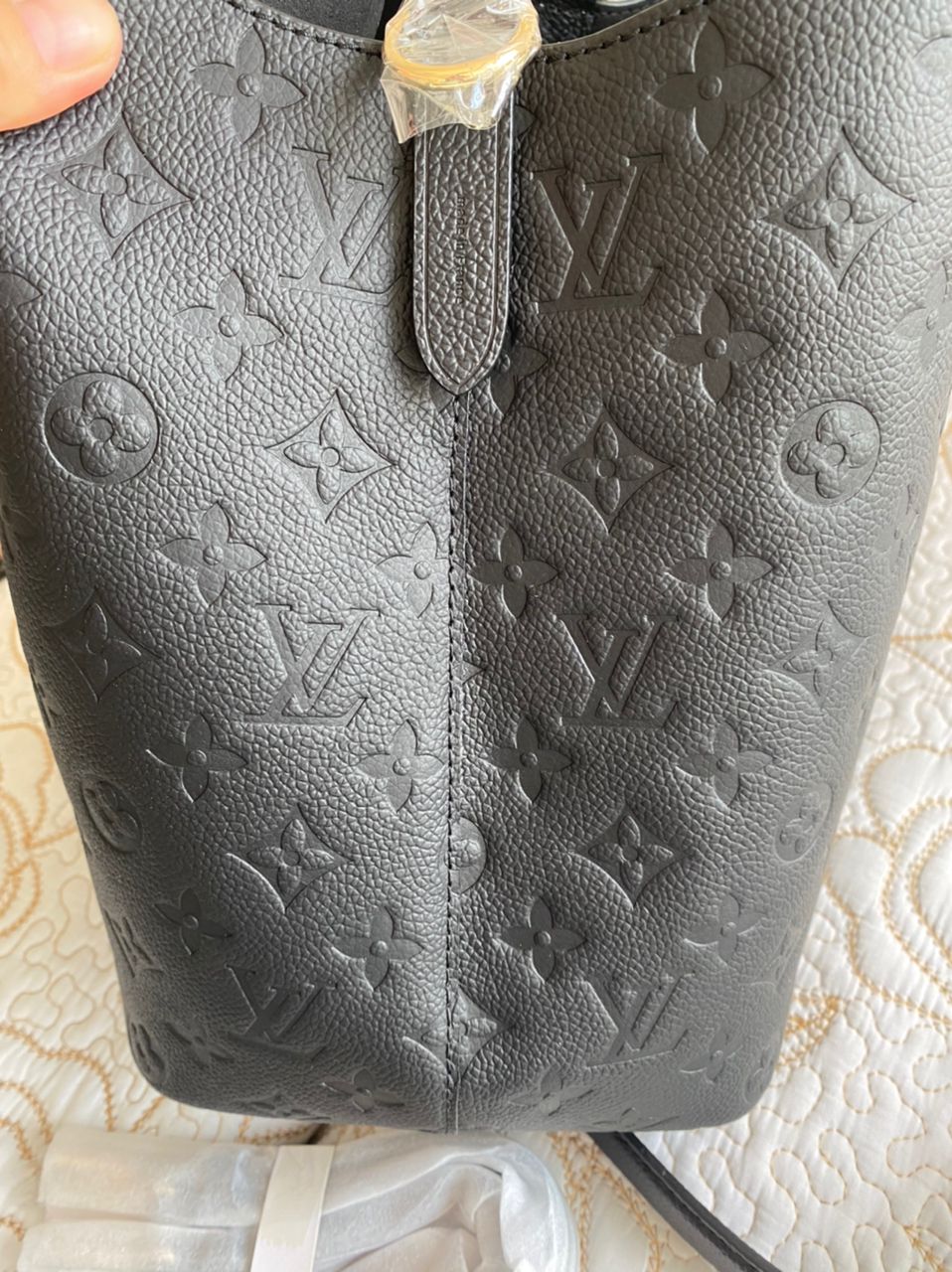 Monogramme noir Neo Noe