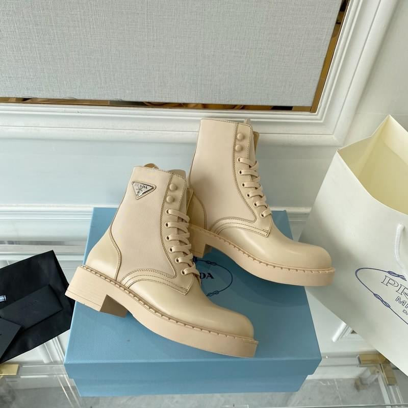 Bottes en cuir brossé et Re-Nylon