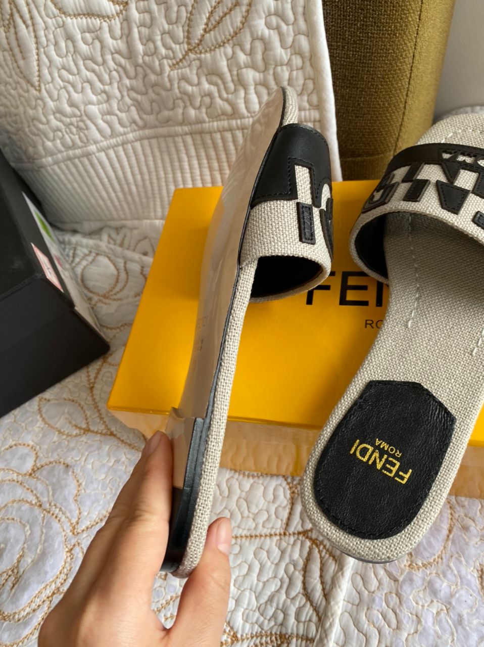 Sandalias FF de lona y piel con logo