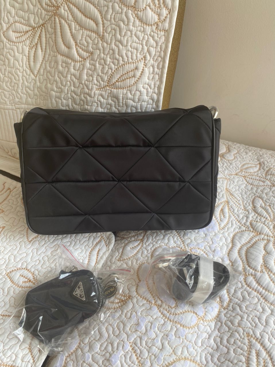Sac à bandoulière matelassé en nylon Tessuto noir
