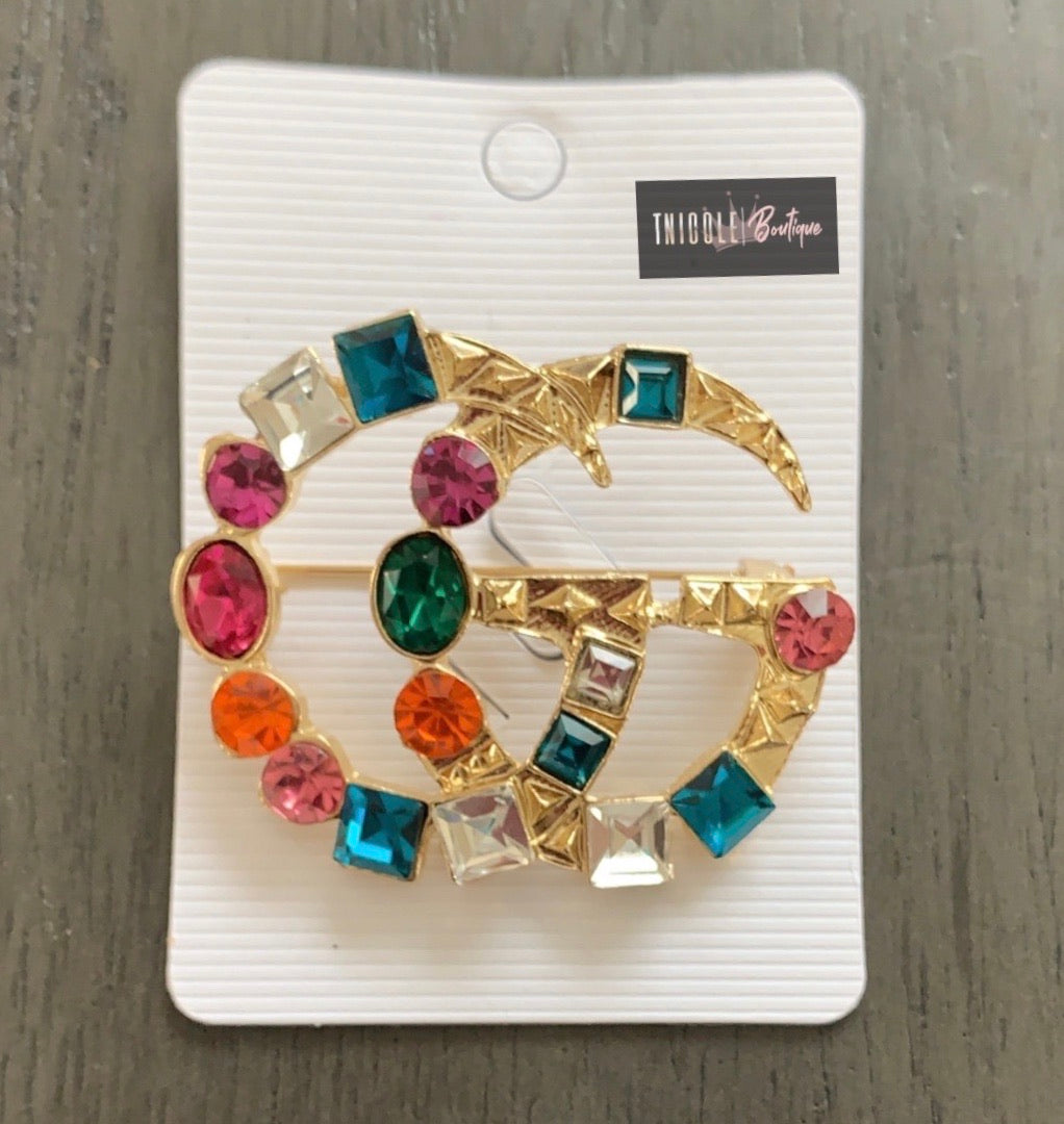 Petite broche GG colorée