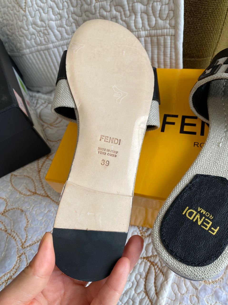 Sandalias FF de lona y piel con logo