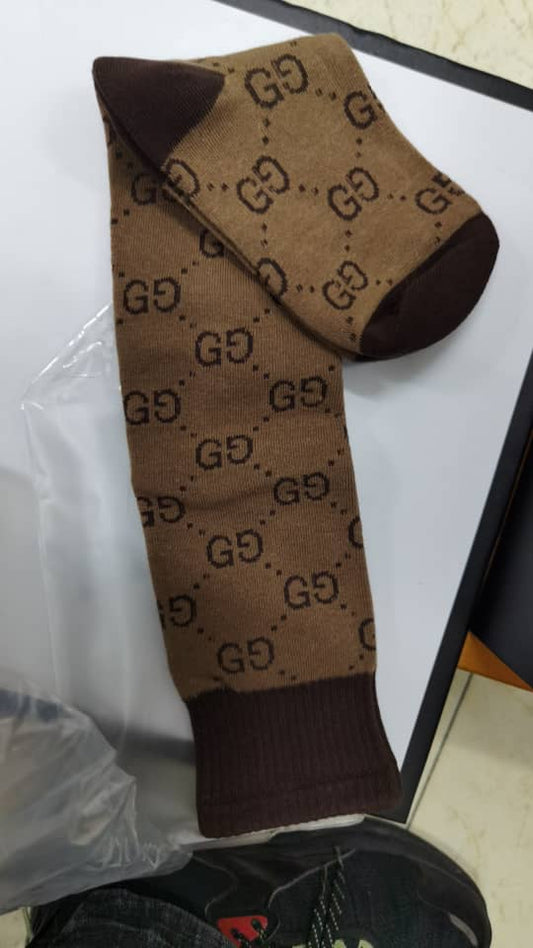Calcetines marrones con GG