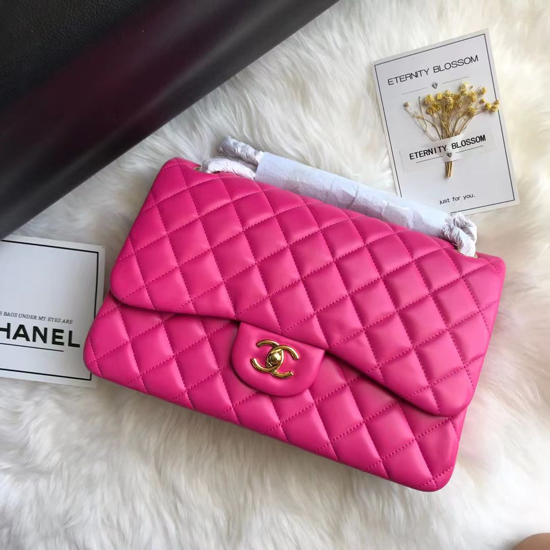 Sac à rabat moyen en cuir d'agneau rose
