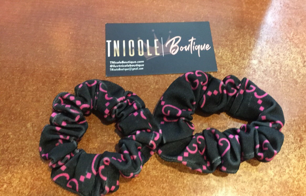 Pink + Black G-Scrunchie